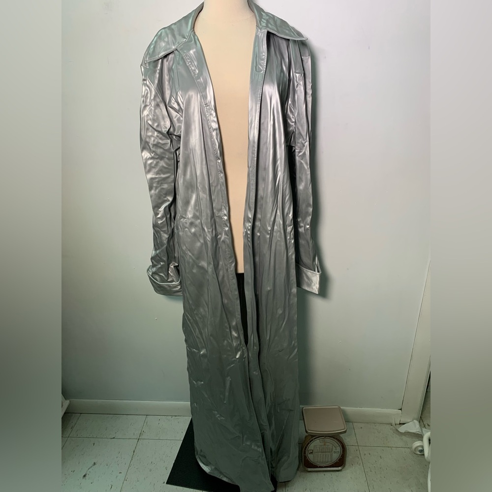 Euro Vintage Redballs on Fire Silver metallic maxi coat with collar cuffs sz XL
